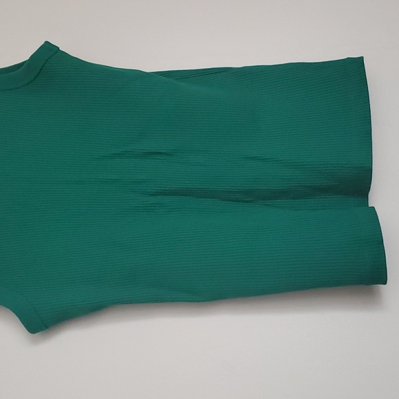 *NWT* Uniqlo's Green Cotton Long Round Neck Vest - Picture 7 of 12